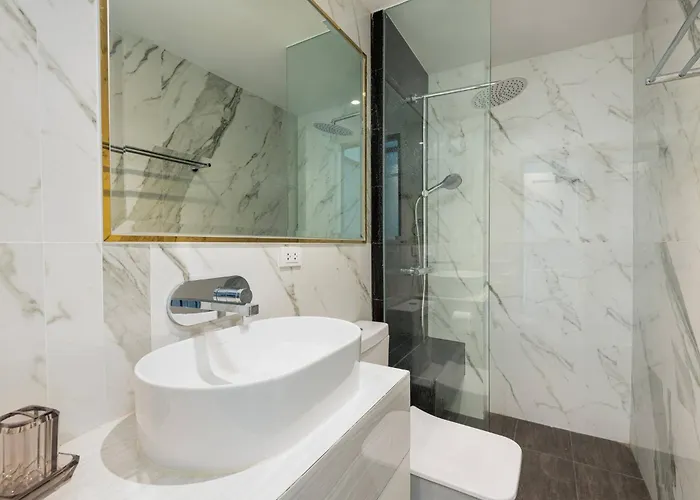 Stylish 7beds Poolhouse With Cinema Lift - 2min To Bts * 曼谷